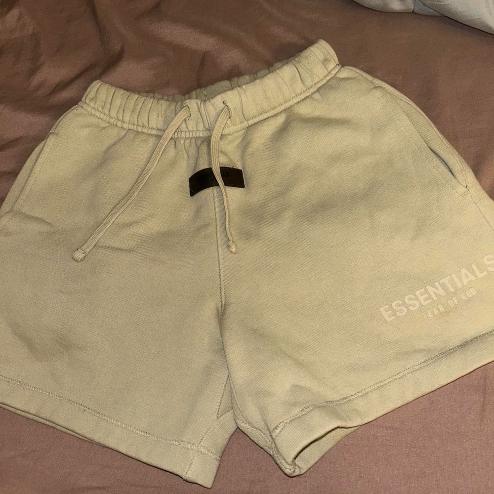Fear of God Essentials Kids Cream Shorts